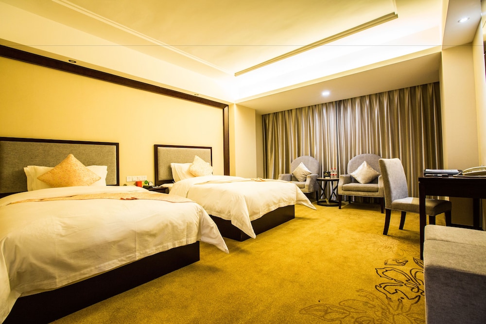 Deluxe Double or Twin Room