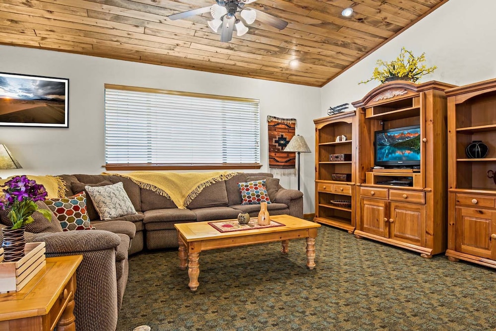 Alpine Residence Suite photo 2