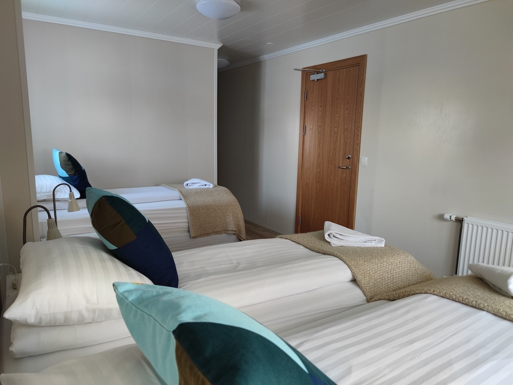 Triple Room, Private Bathroom photo 2