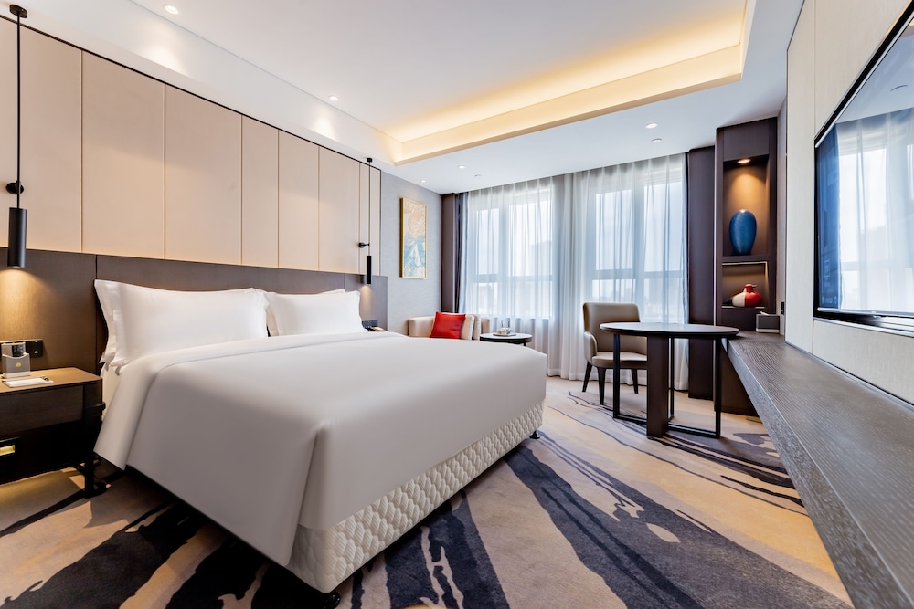 Executive Room, 1 King Bed, Non Smoking photo 1