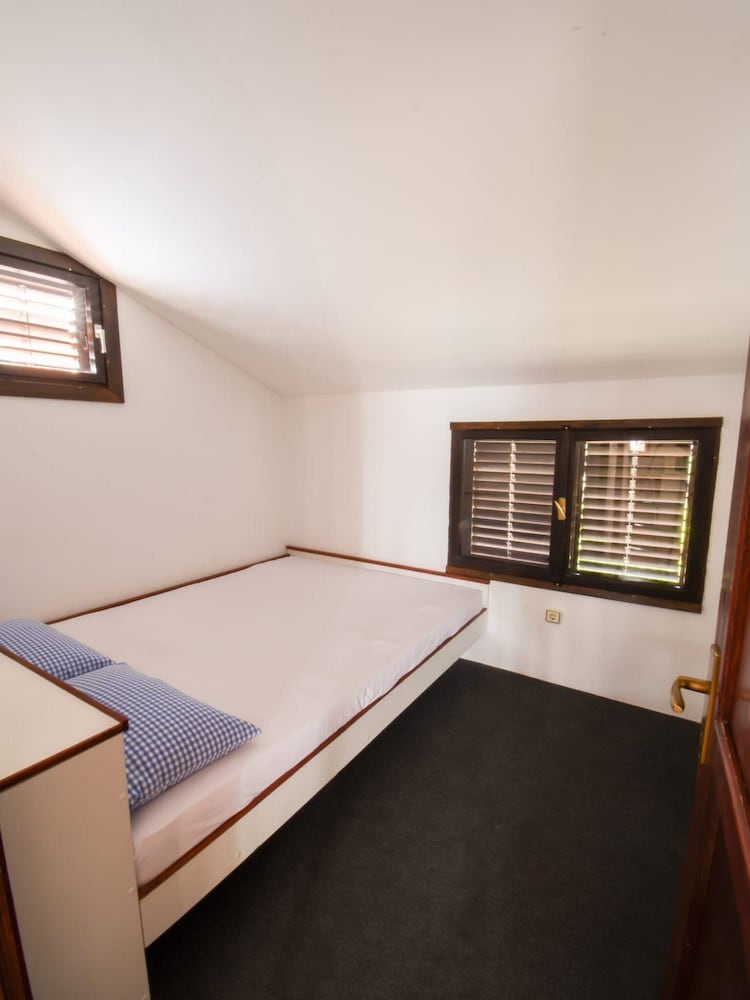 Apartment (Apartment Kostanjevac - Two Bedroom A)