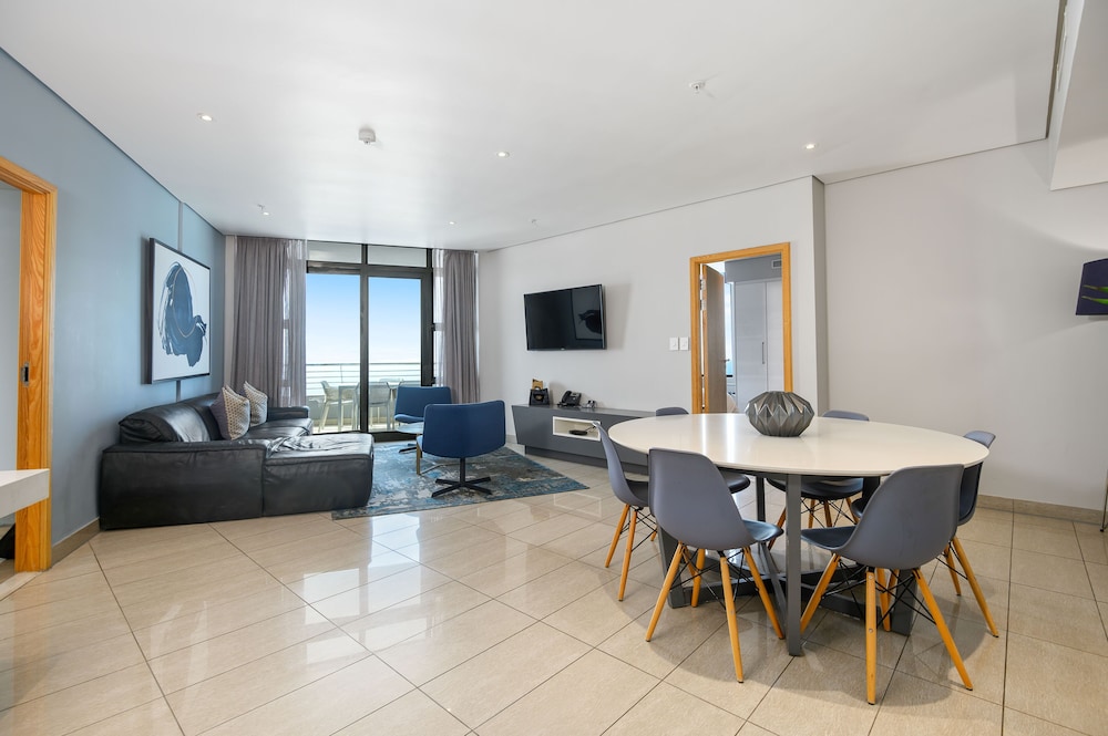 Luxury Apartment, 3 Bedrooms, Balcony photo 2