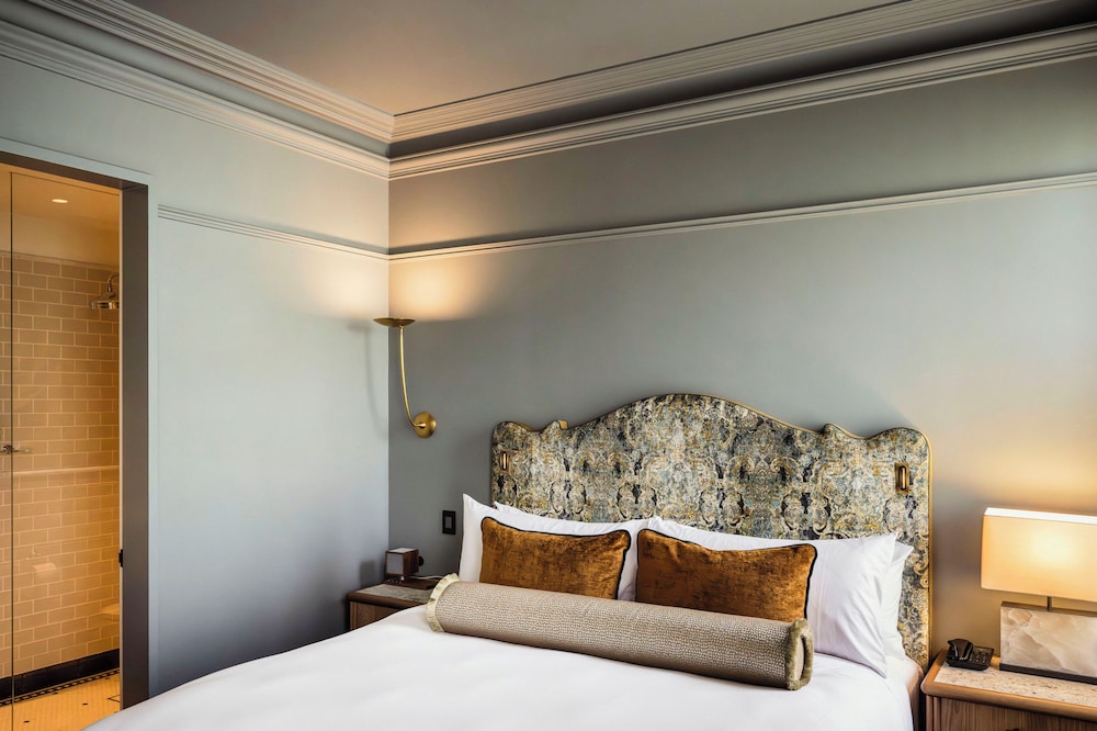 King Grand Room
