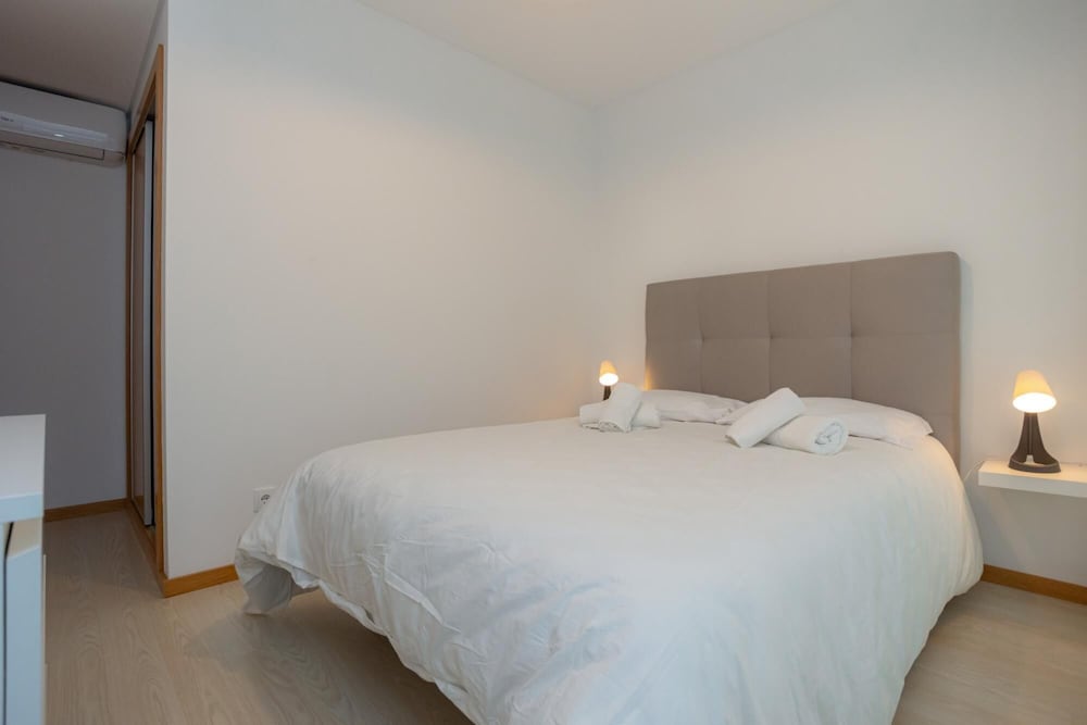 Apartment photo 2