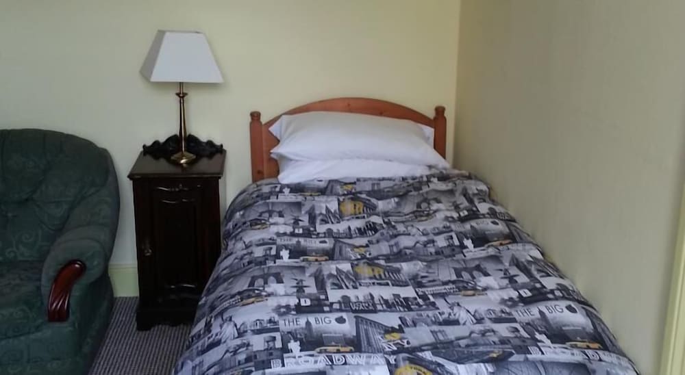 Basic Twin Room, 2 Twin Beds, Accessible, Ocean View photo 1