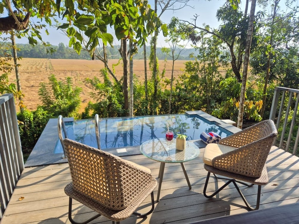 Private Pool Villa - Paddy View