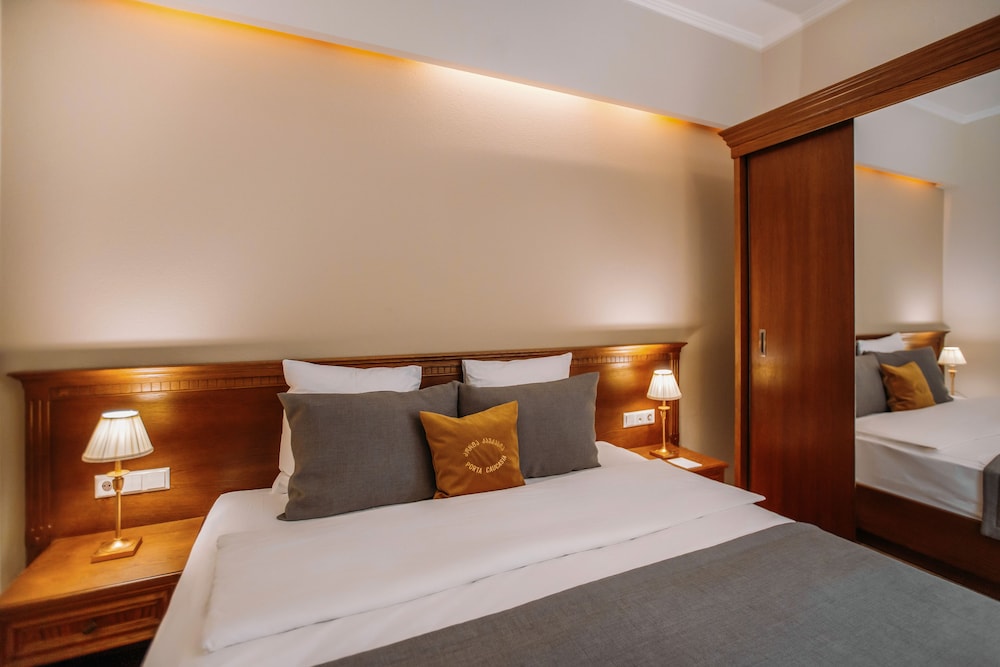 Standard Double Room, River View photo 3