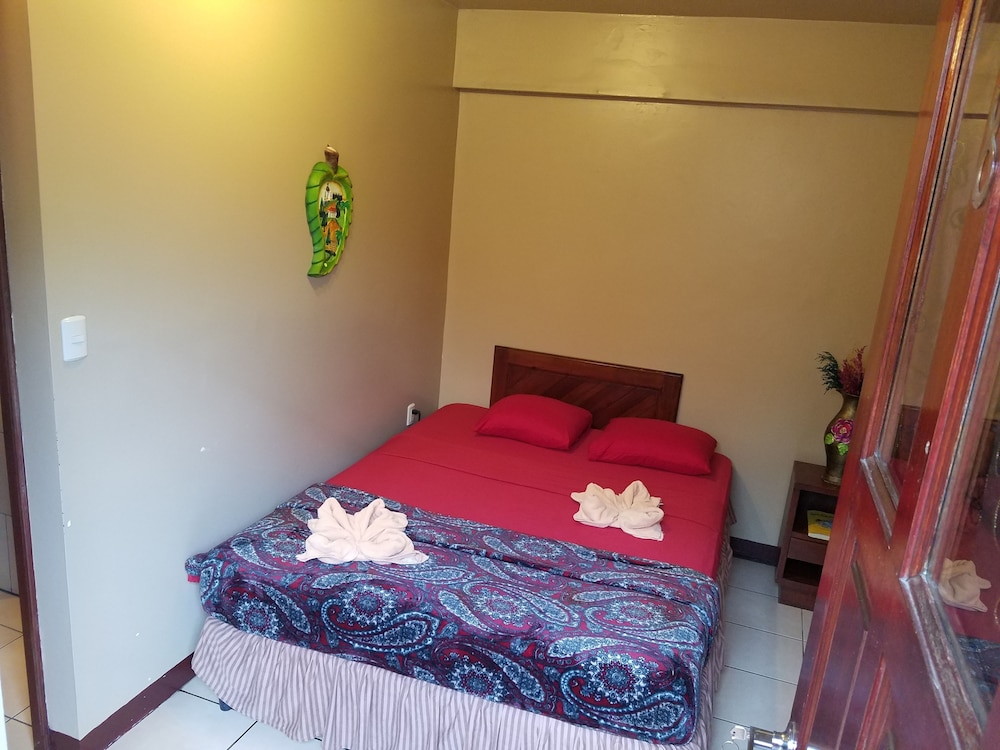 Standard Double Room - Photo 3