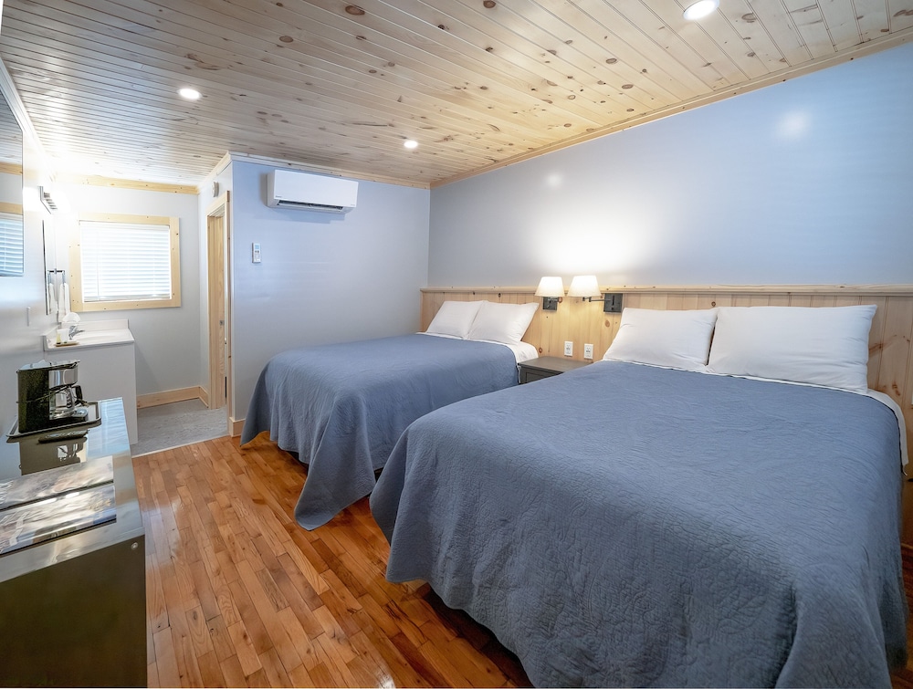 Comfort Room, 2 Double Beds photo 1