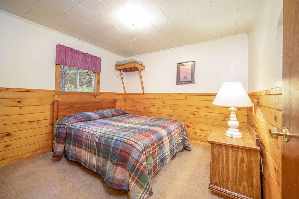 Polar Bear Cabin