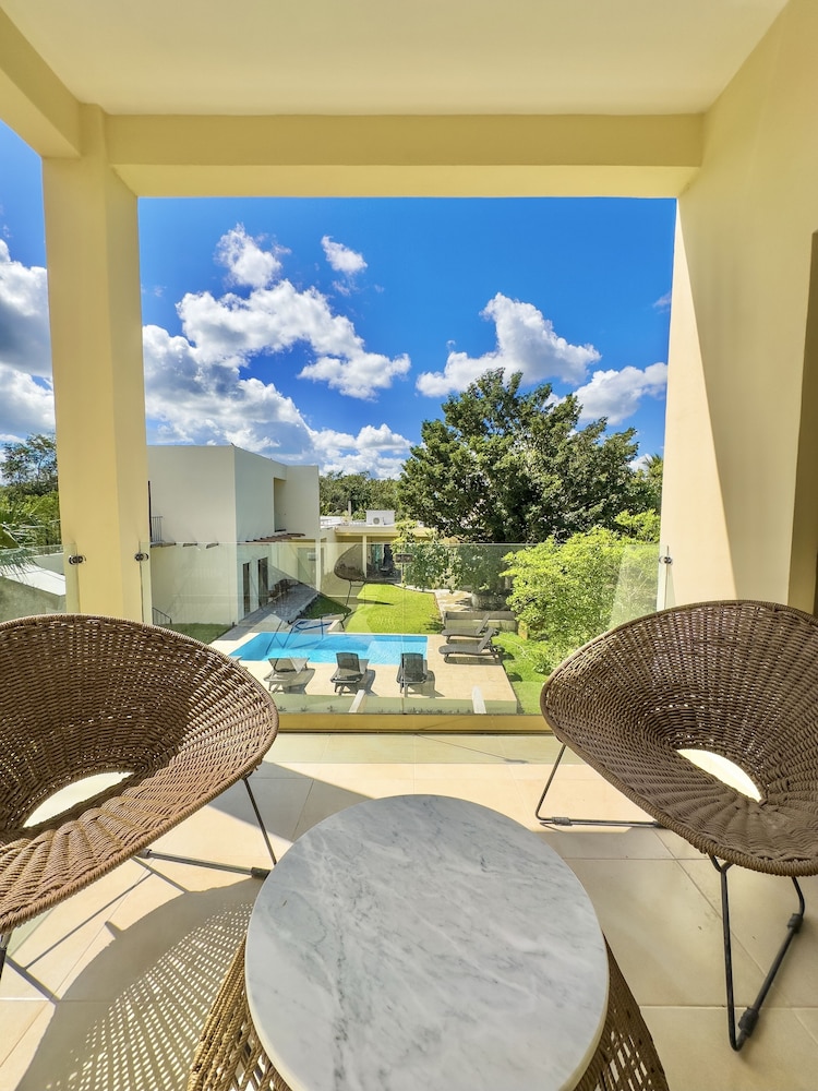 Romantic Villa photo 2
