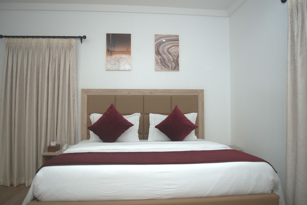 Deluxe Studio Suite photo 1