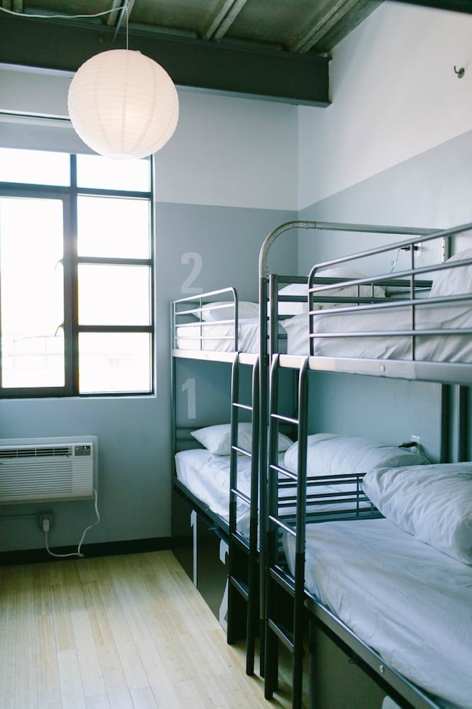 Bed in a 4 Bed Female Dormitory with Private Bathroom photo 1