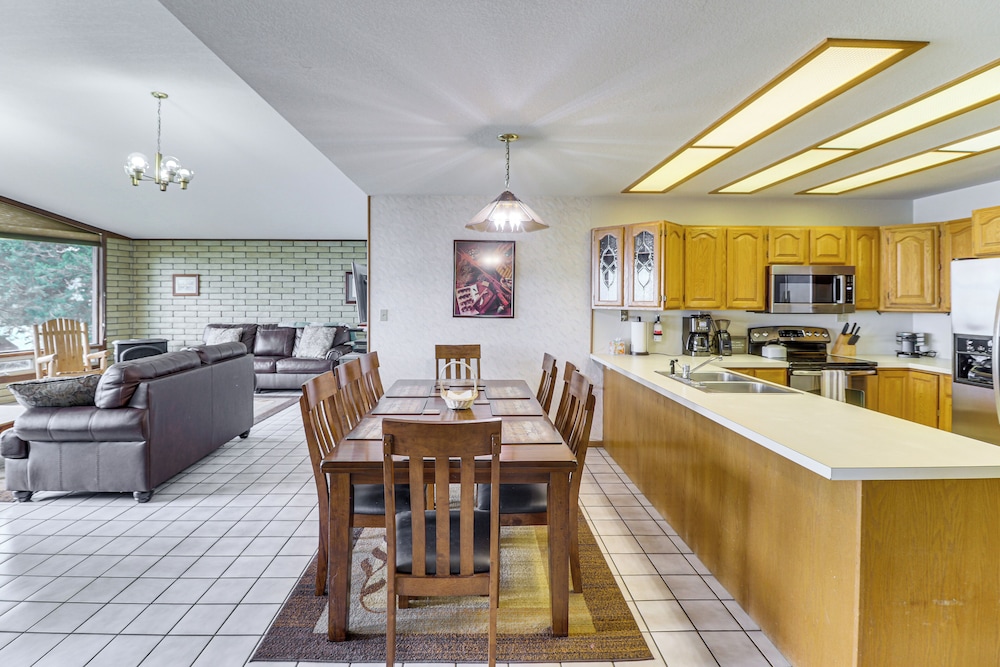 House (4 Bedrooms) photo 3
