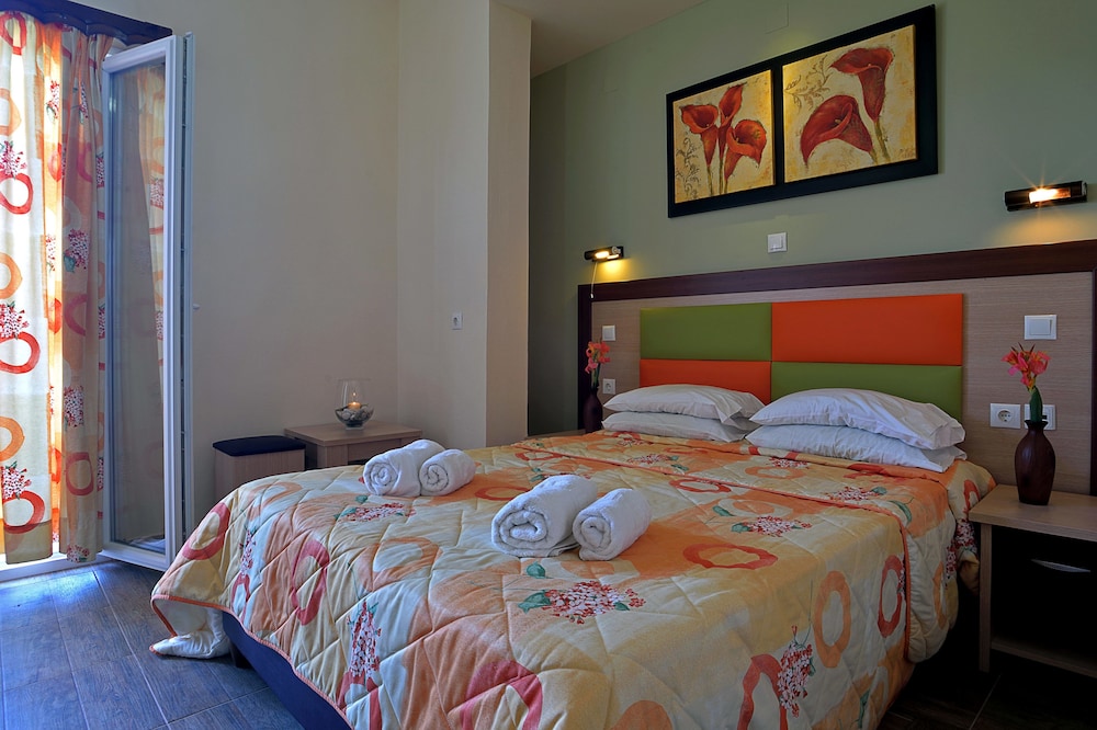 Standard Single Room, Garden View