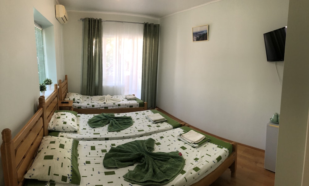 Standard Triple Room photo 1