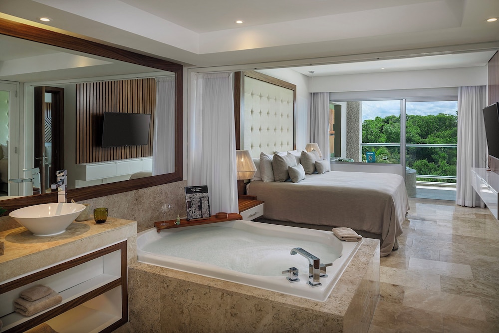 The Reserve Master Suite nature view