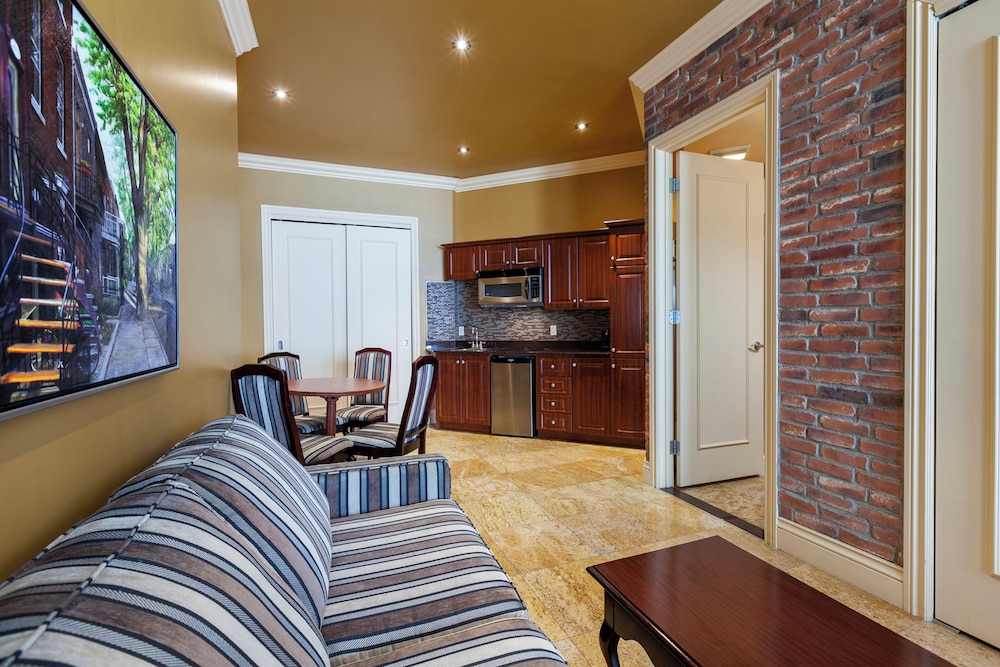 Loft (ADMIRAL) - Photo 2