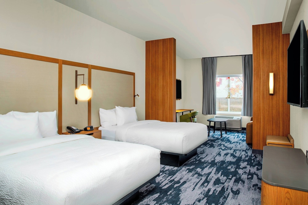 Suite, Multiple Beds