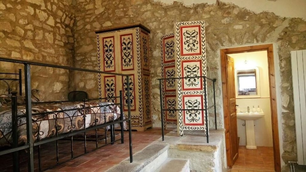 Triple Room, Garden View (Bianca) photo 3