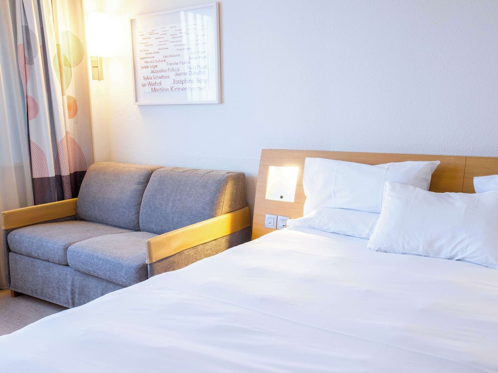Standard Room, 1 Double Bed with Sofa bed - Photo 2