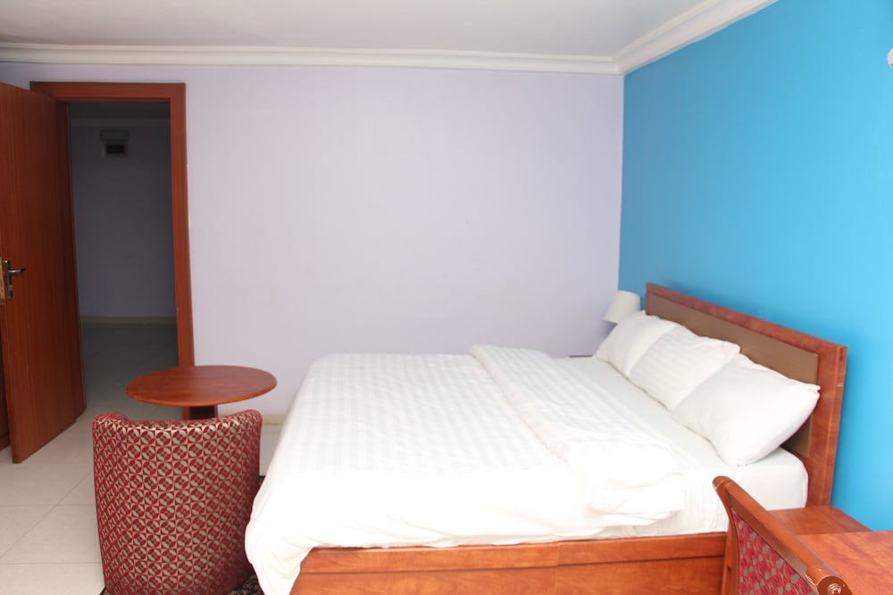 Executive Suite photo 3