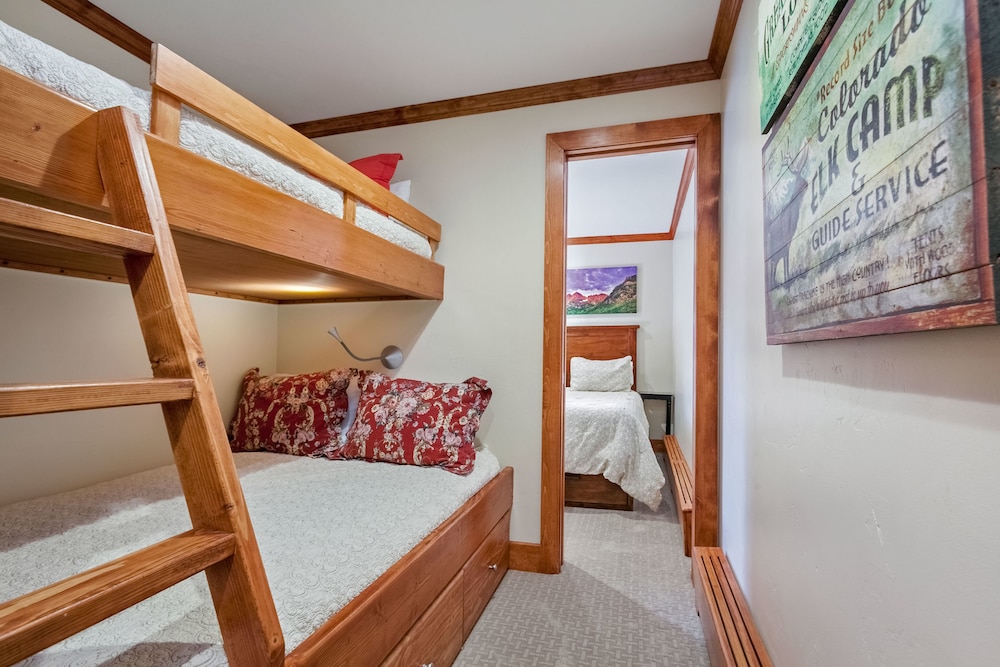Family Condo, 1 Bedroom - Photo 4