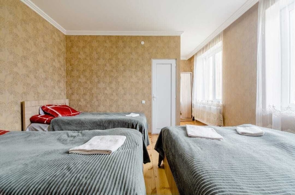 Basic Quadruple Room photo 1