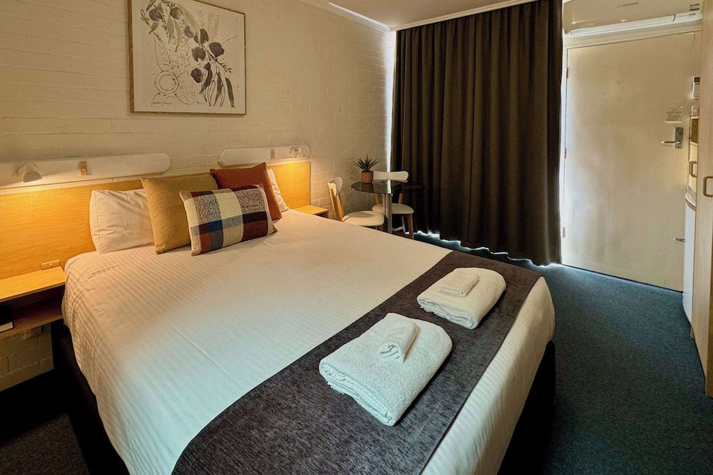 Room, 1 Queen Bed, Non Smoking - Photo 1