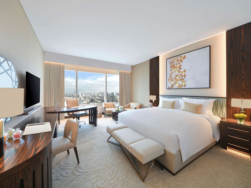 Family Room, Multiple Beds