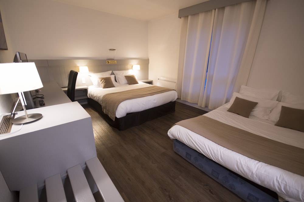 Triple Room - Photo 6