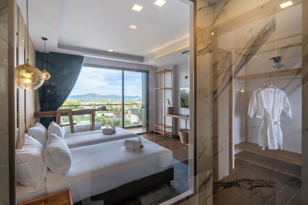 Premium Deluxe Twin Room - Photo 3