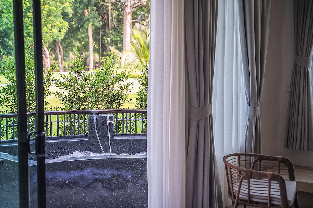 Luxury Villa - Photo 4