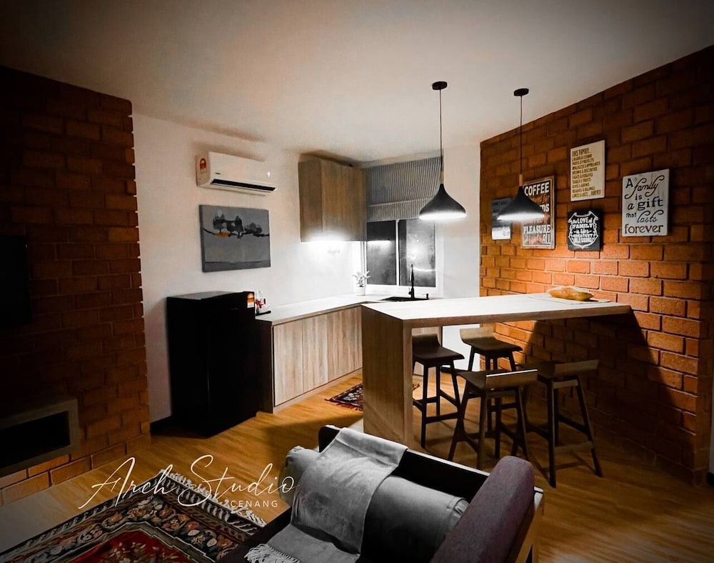 Studio Apartment - Photo 4
