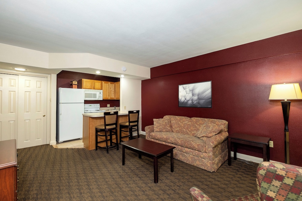 Suite, Non Smoking, Kitchen (2 Queen Beds with Sofa bed) photo 2