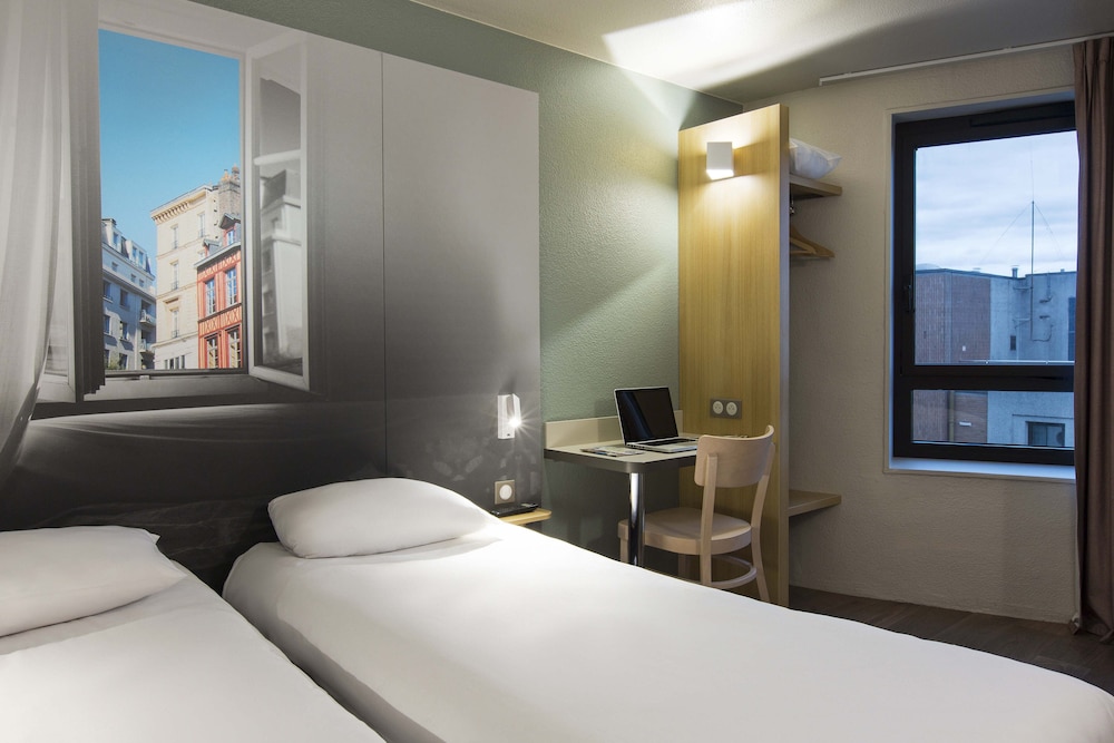 Twin Room, Non Smoking - Photo 1