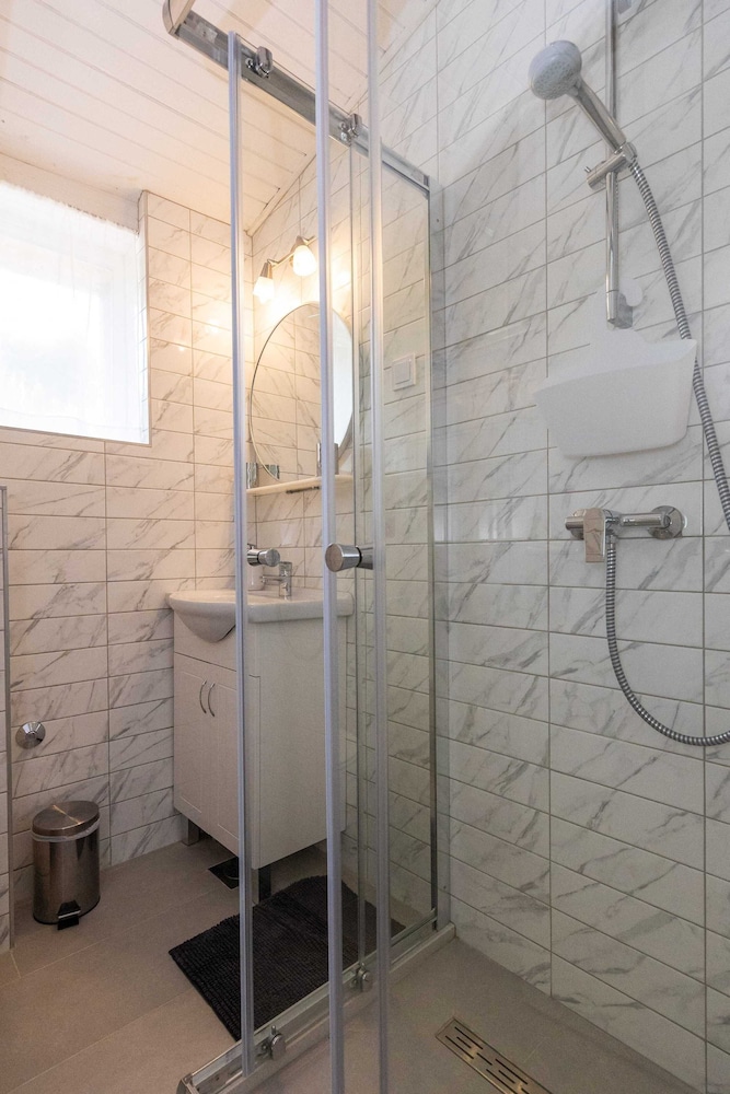 Apartment (Apartments Villa Mare - Two Bedroom A) photo 2