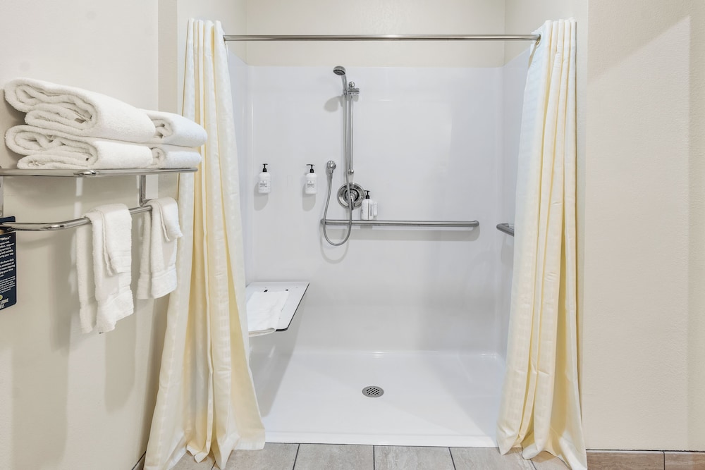 Suite, 1 King Bed with Sofa bed, Accessible (Extended Stay) - Photo 8
