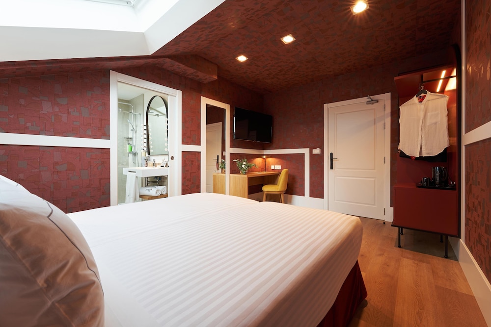 Design Twin Room (Attic Room, 1 person)