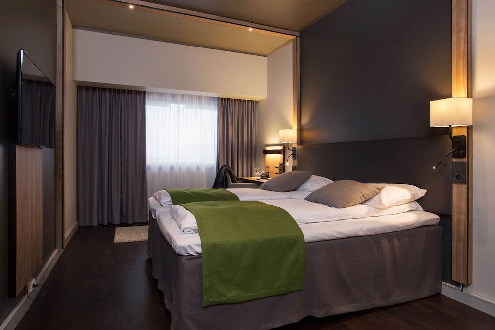 Standard Twin Room - Photo 4