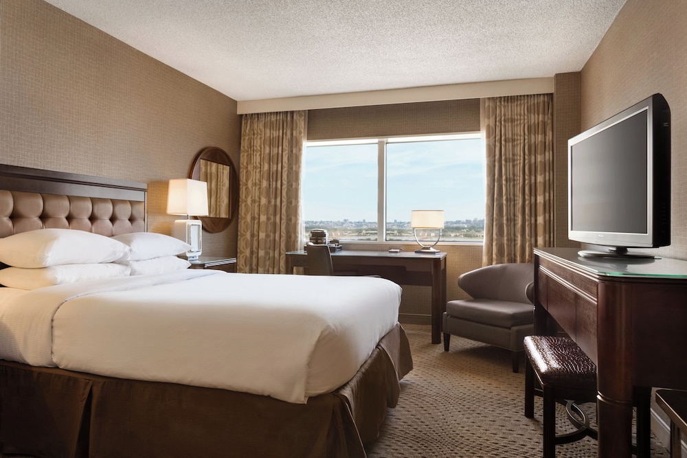 Room, 1 King Bed, Hearing Accessible