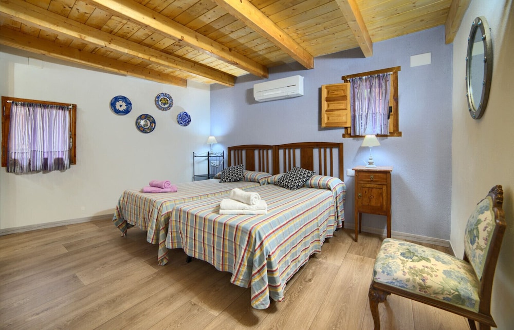 Habitación Doble, Baño Privado, Vista a la Montaña (Azul)