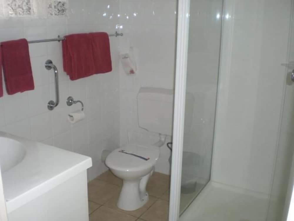 Standard Room, Non Smoking (Couples) photo 2