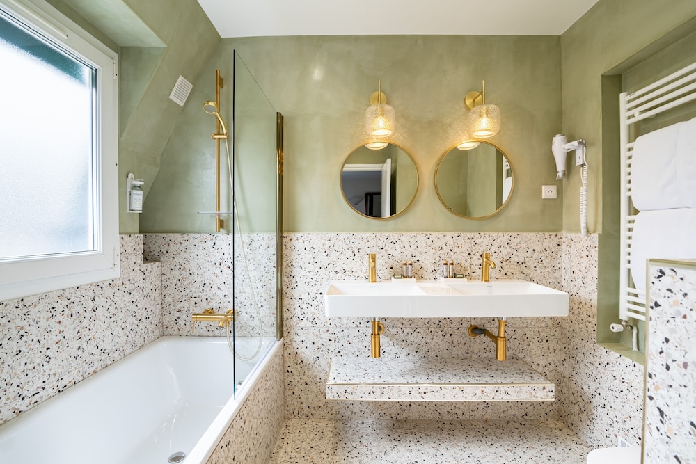 Signature Room, Balcony (and Bath) photo 2