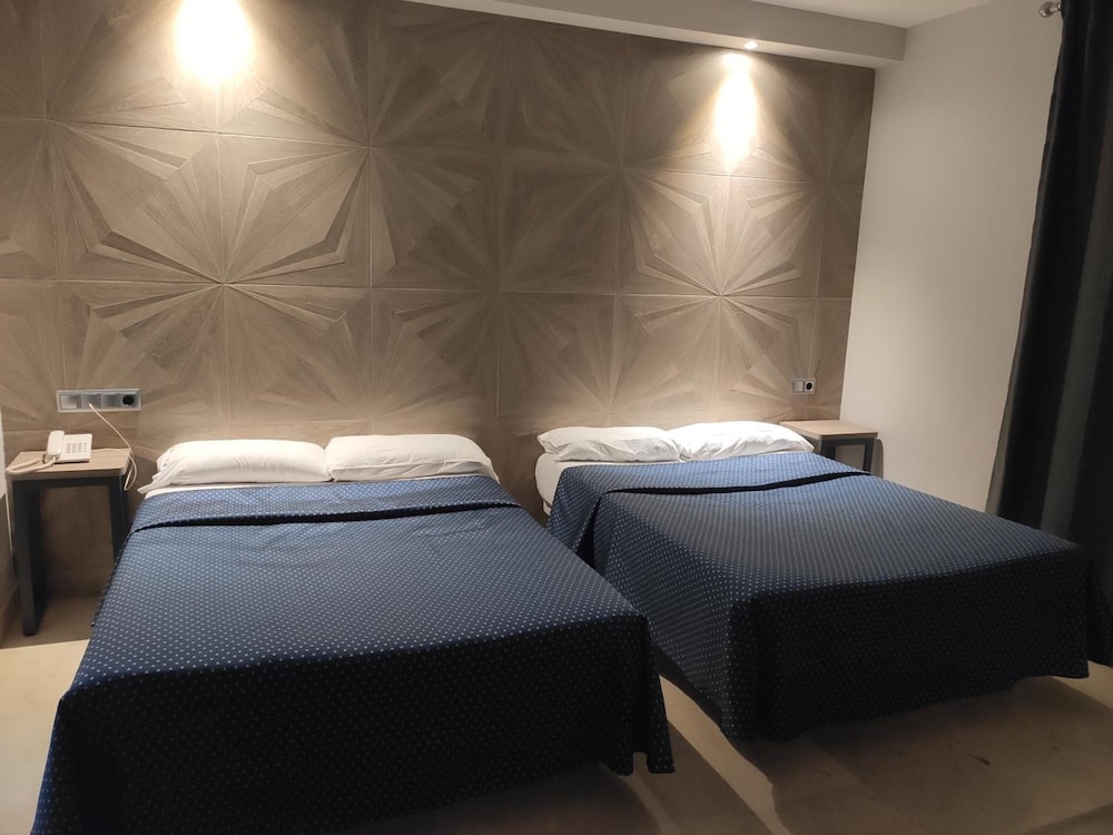 Superior Double Room - Photo 1