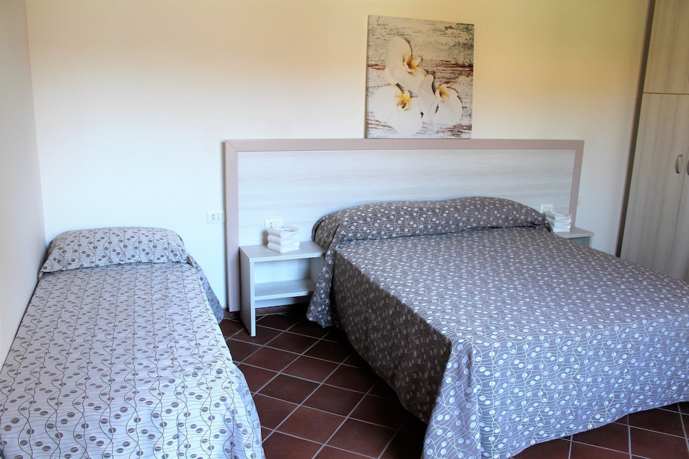 Suite, Accessible, Kitchen