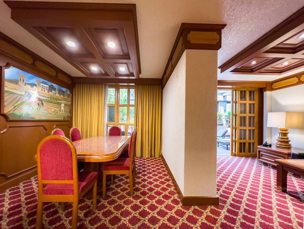 Presidential Suite photo 2