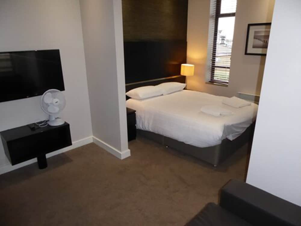 Family Triple Room, Multiple Beds, Non Smoking photo 3