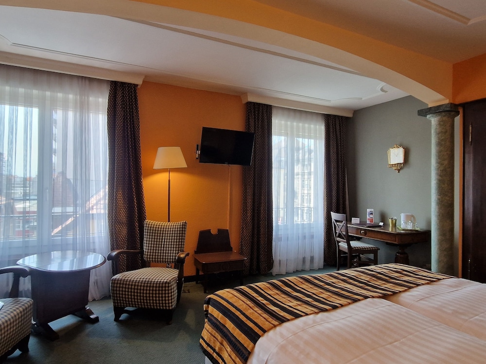Standard Twin Room - Photo 3