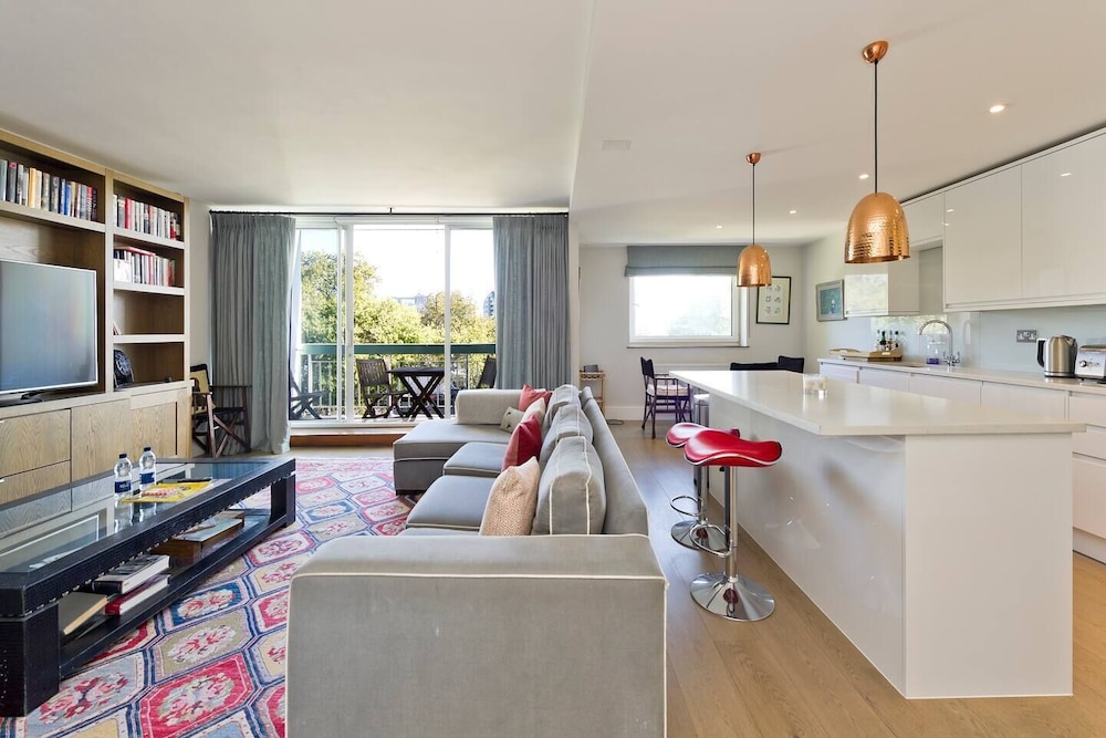 Apartment (2 Bedrooms)